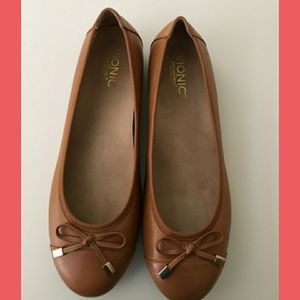 Vionic Flats